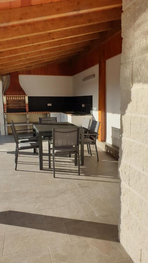 Casa Con Piscina Y Barbacoa Villa Freixido Exteriör bild
