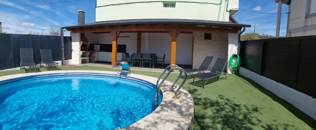 Casa Con Piscina Y Barbacoa Villa Freixido Exteriör bild